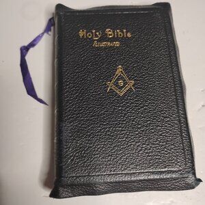Vintage Holy Bible Illustrated Master/Freemason Thomas Nelson 1901 Leather cover